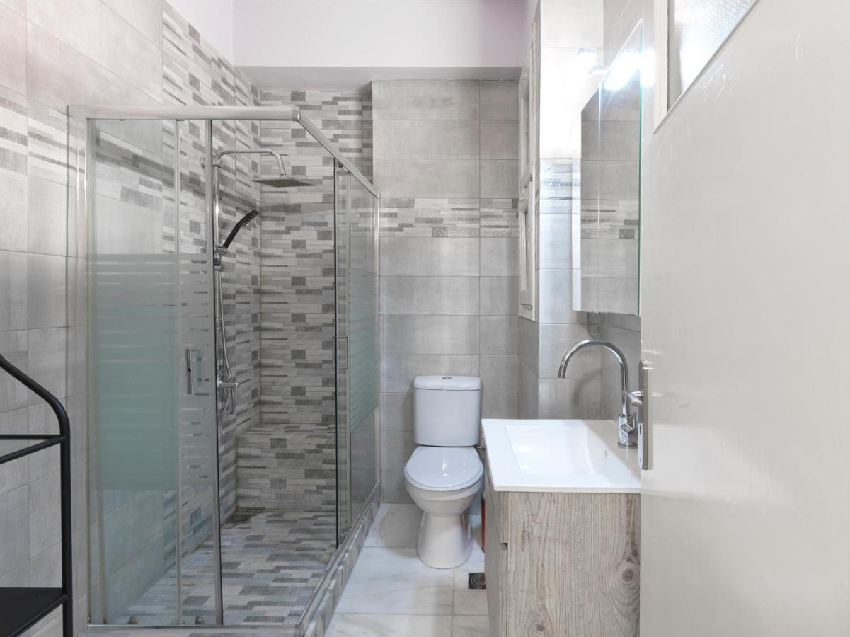 Gorgeous Center Apartment เอเธนส์ ภายนอก รูปภาพ